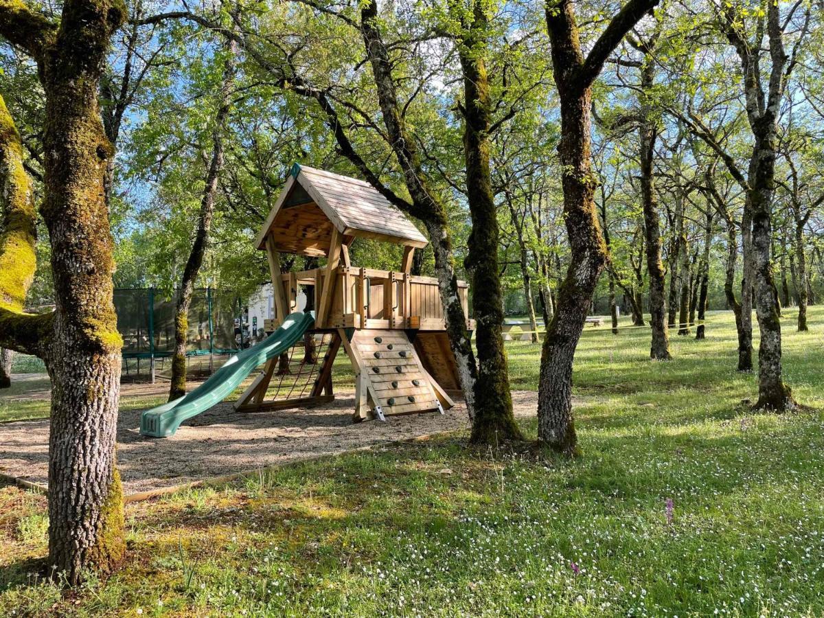 Lodges Du Bois Dodo - Ancien Camping De Bois Redon Septfonds Экстерьер фото