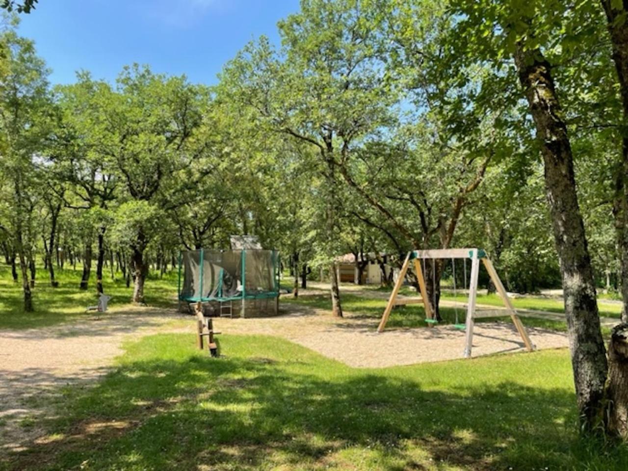 Lodges Du Bois Dodo - Ancien Camping De Bois Redon Septfonds Экстерьер фото
